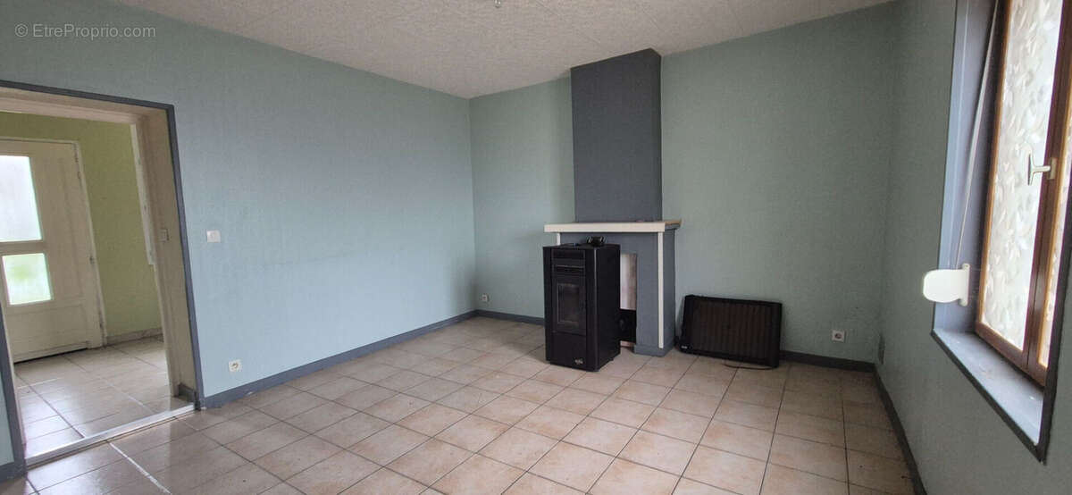 Maison à BRUAY-LA-BUISSIERE