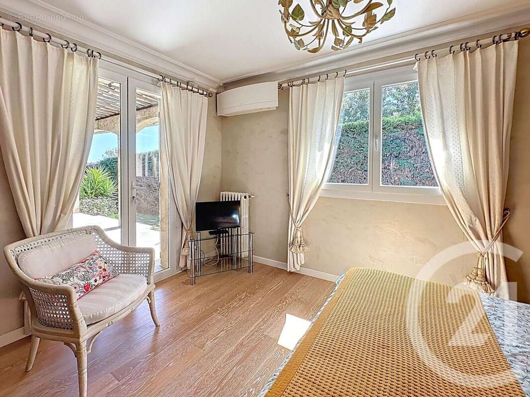 Maison à ANTIBES