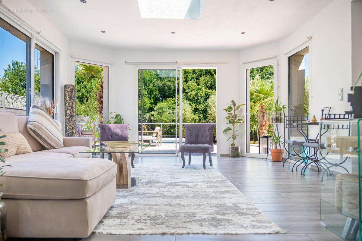 Maison à SAINT-SATURNIN