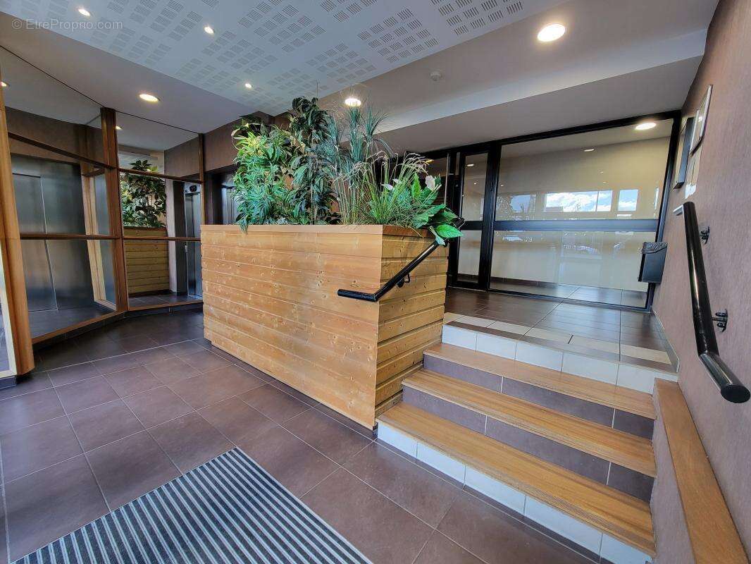 Appartement à COLOMIERS