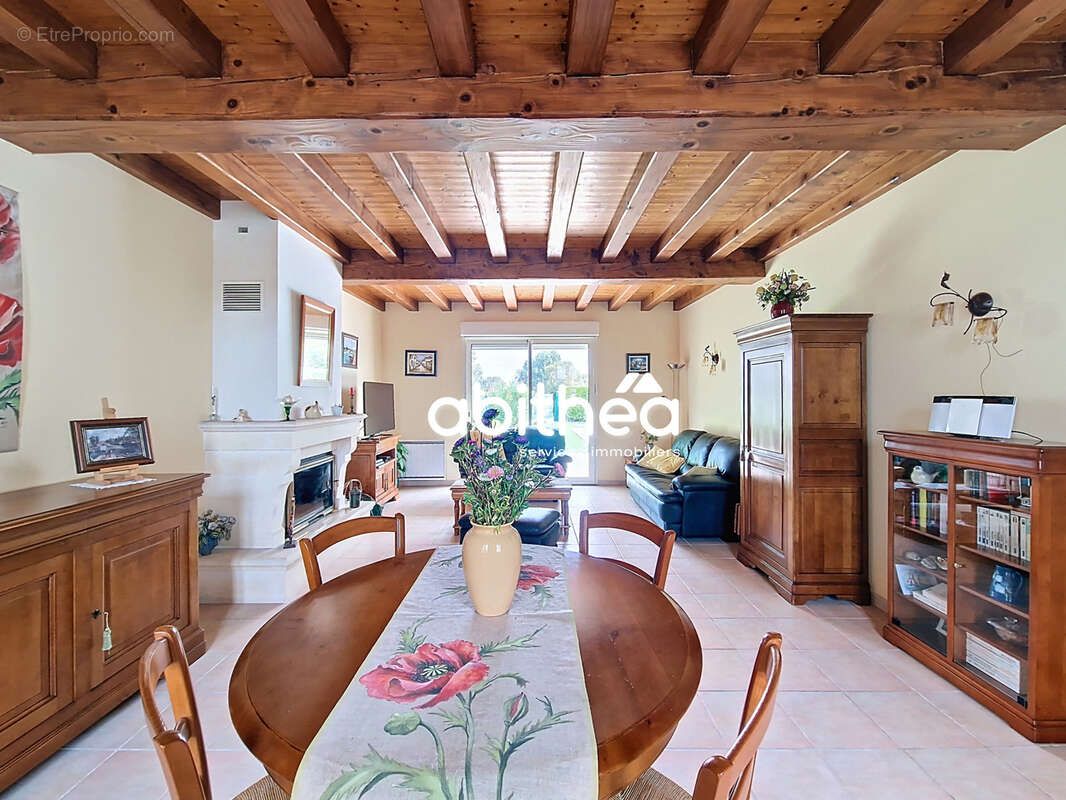 Maison à SAINT-GEORGES-DE-DIDONNE