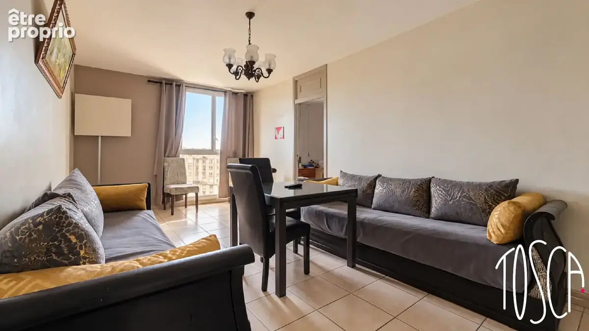 Appartement à THIAIS