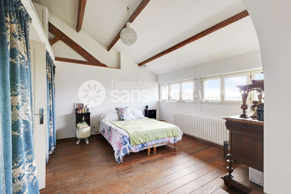 Maison à CARRIERES-SUR-SEINE