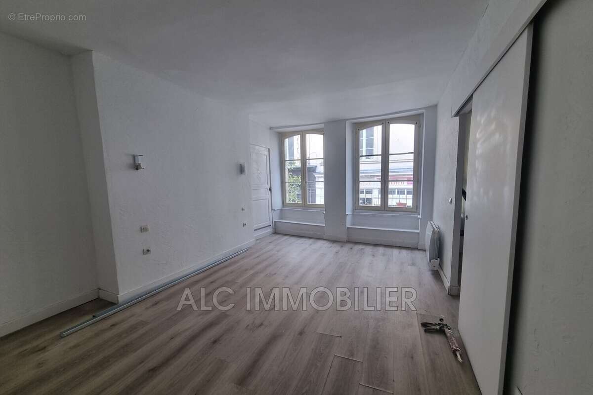 Appartement 74 m² à Alencon  - photo 3