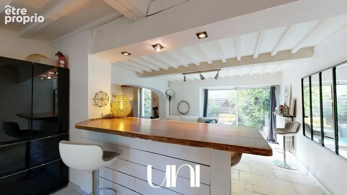 Maison T5 de 134 m2 sur terrain de 353 m2 et dépendances - photo 4