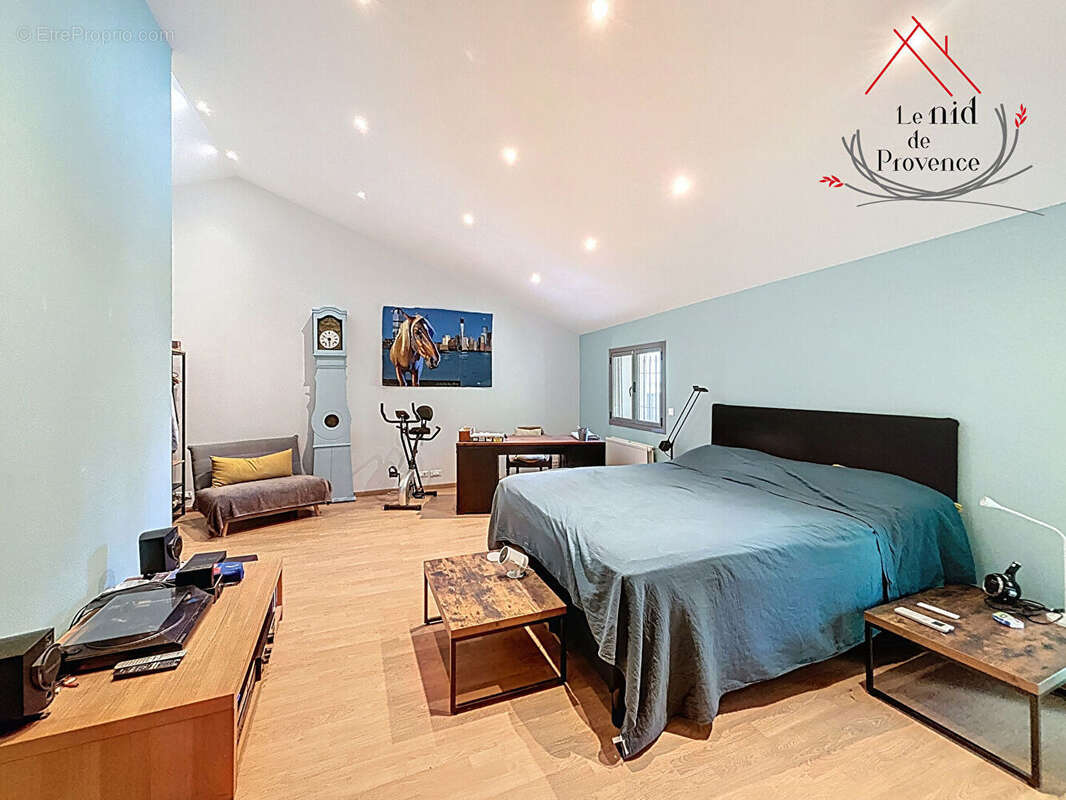 Maison à JONQUIERES