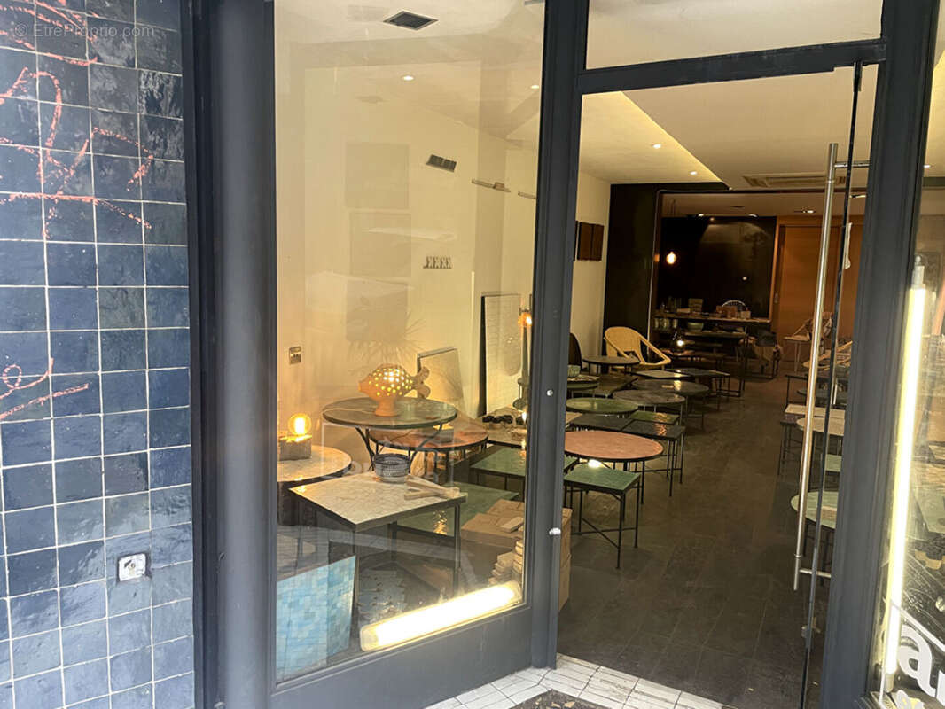 Autre à MARSEILLE-6E