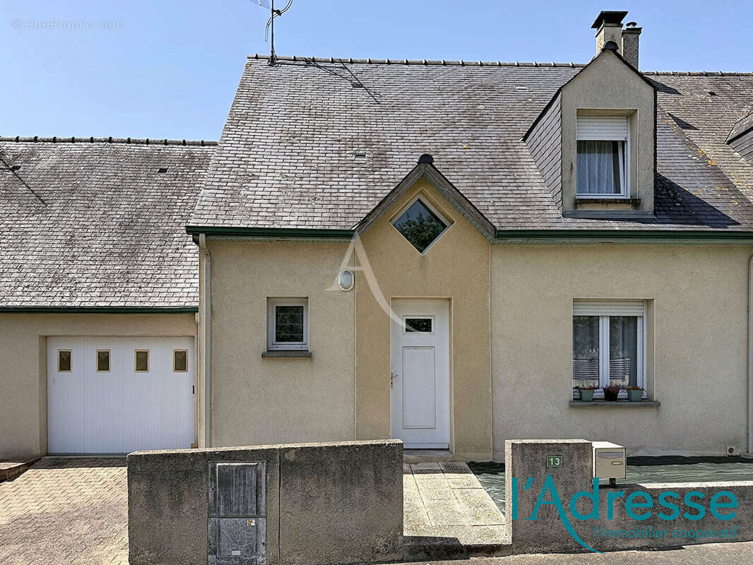 Maison à MARTIGNE-SUR-MAYENNE
