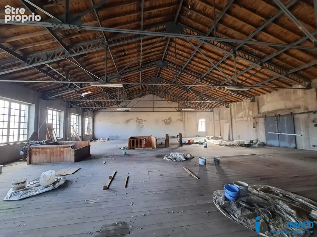 Commerce 1800 m² à Mazamet  - photo 3