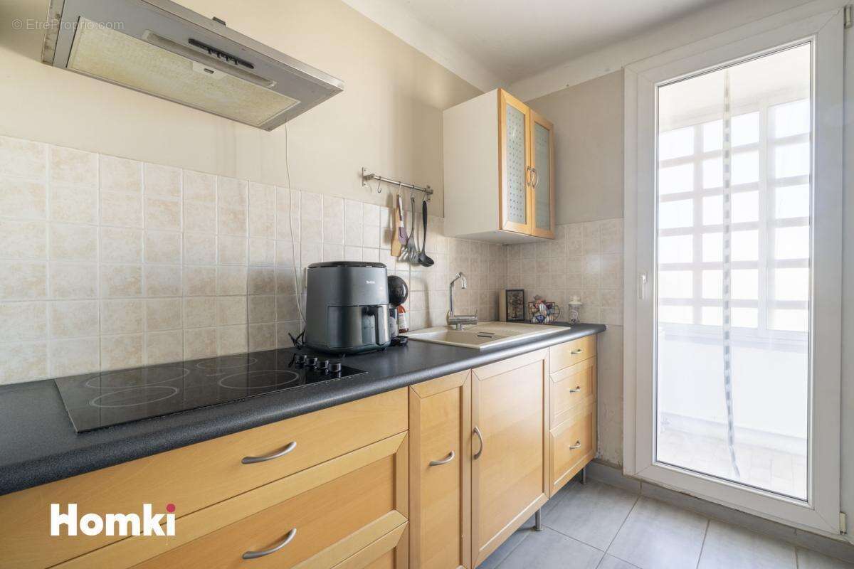 Appartement à MARSEILLE-9E