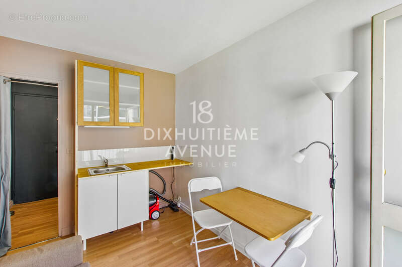 Appartement à PARIS-18E