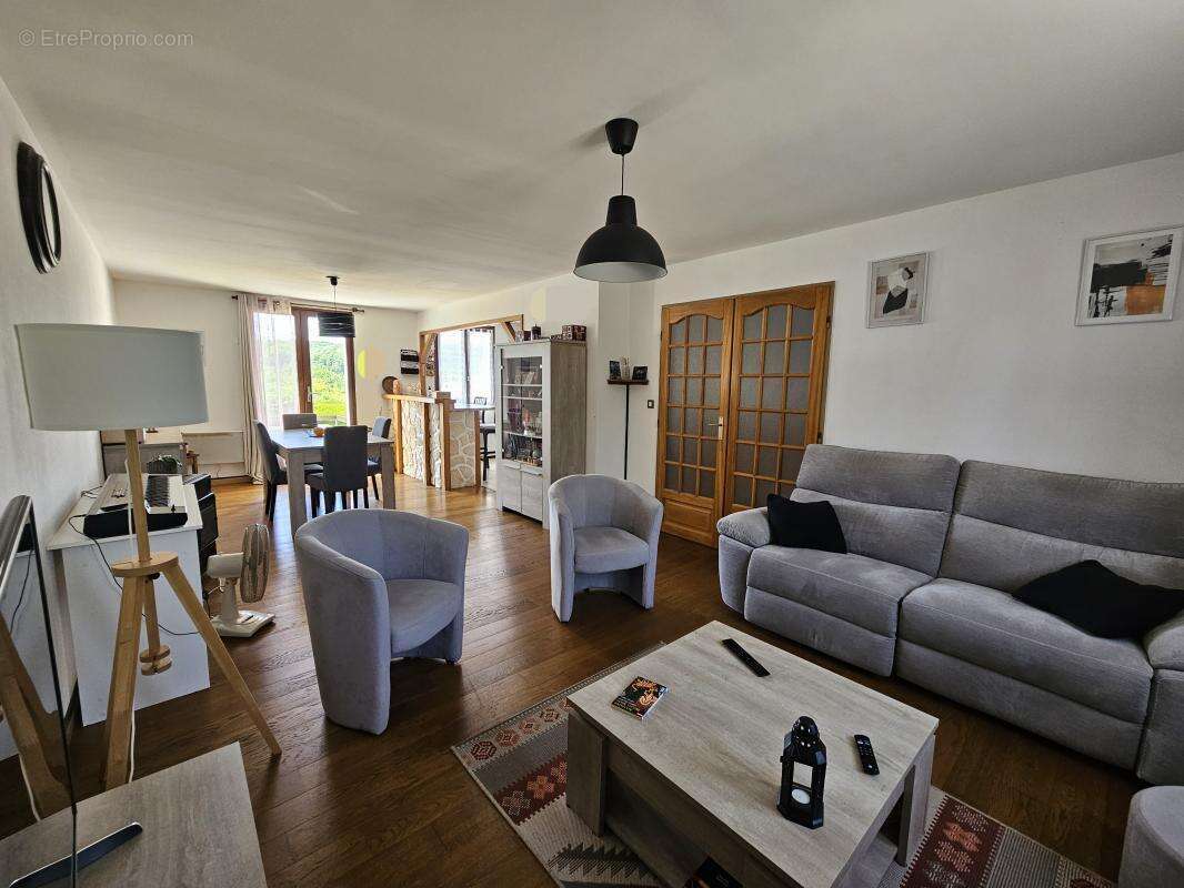 Maison à GLENIC