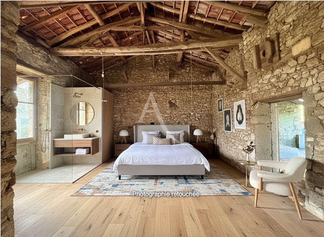 Maison à ANGLARS-JUILLAC
