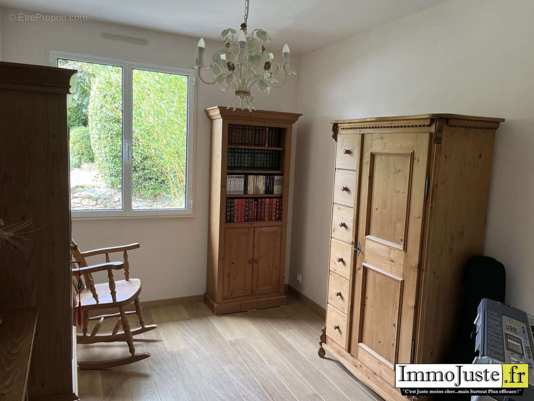 Maison 130 m² à Sonchamp  - photo 8