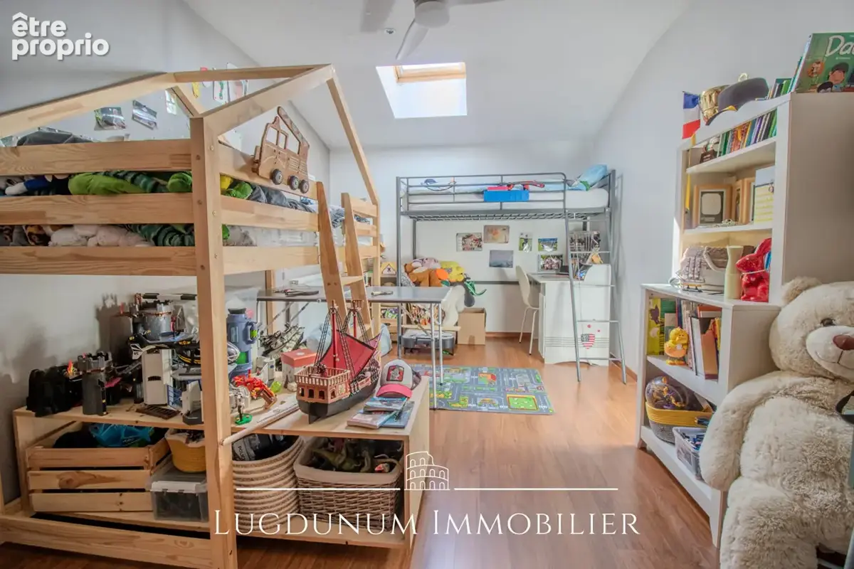 Appartement type 4 en plein centre ville - photo 9