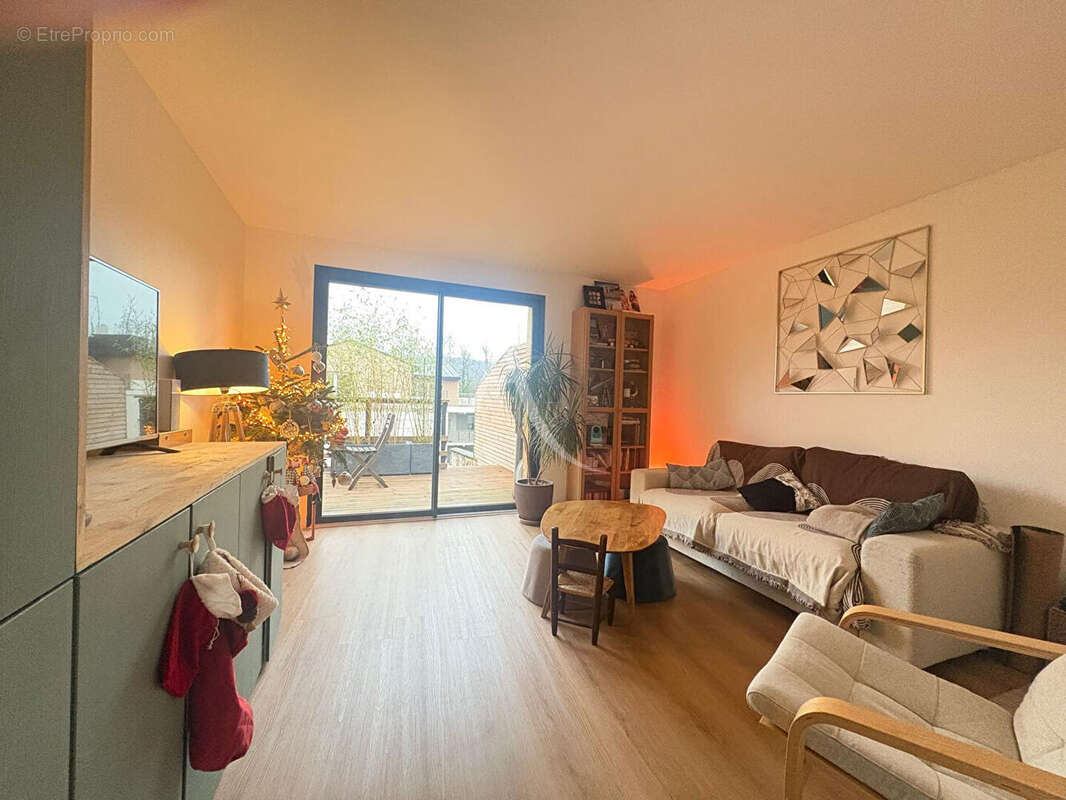 Maison à BURES-SUR-YVETTE