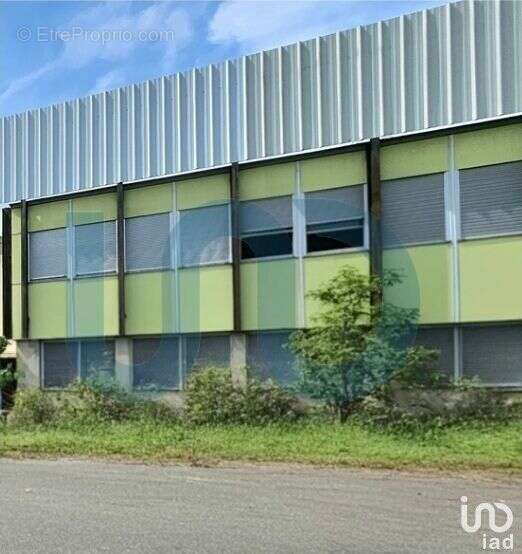 Photo 3 - Commerce à AMILLY