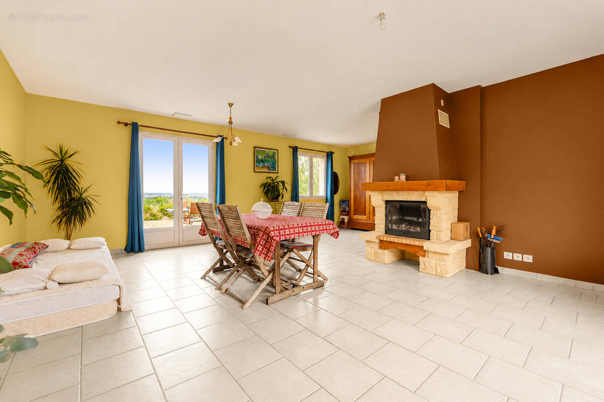 Maison à LABASTIDE-BEAUVOIR