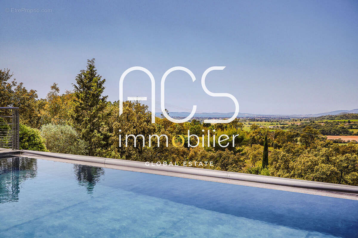 Maison à LA LONDE-LES-MAURES