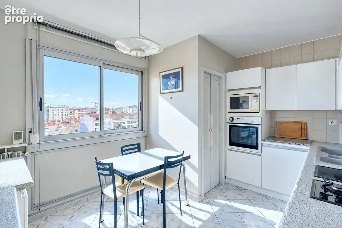 Appartement T5 6ème étage terrasse et garage   Villeurbanne - photo 9