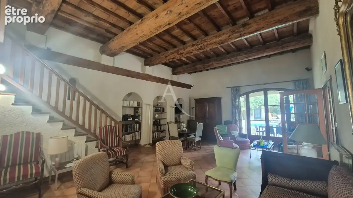Maison de maître de 1870 de 340 m² avec piscine, puits et terrain de 885 m² à Montbazin - photo 6