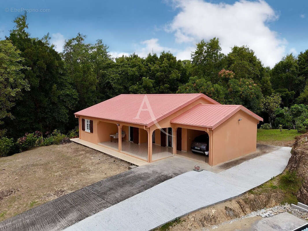 Maison à SCHOELCHER