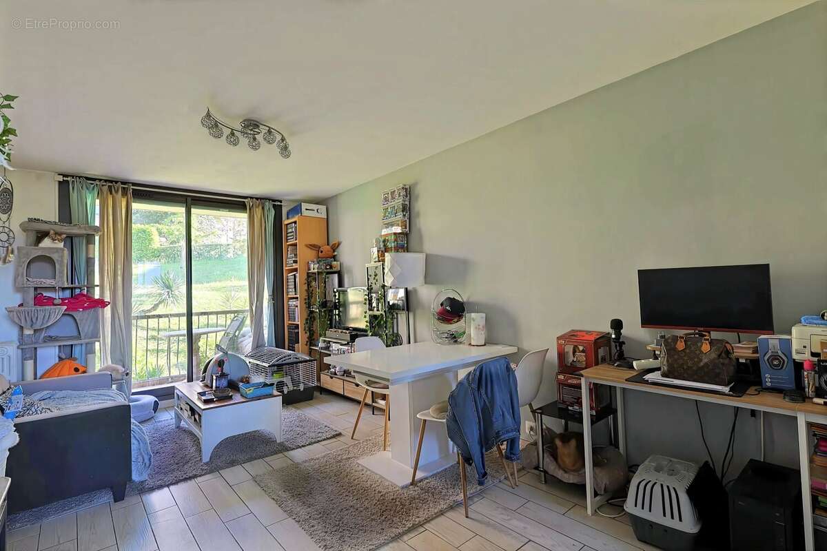 Appartement à LE CANNET