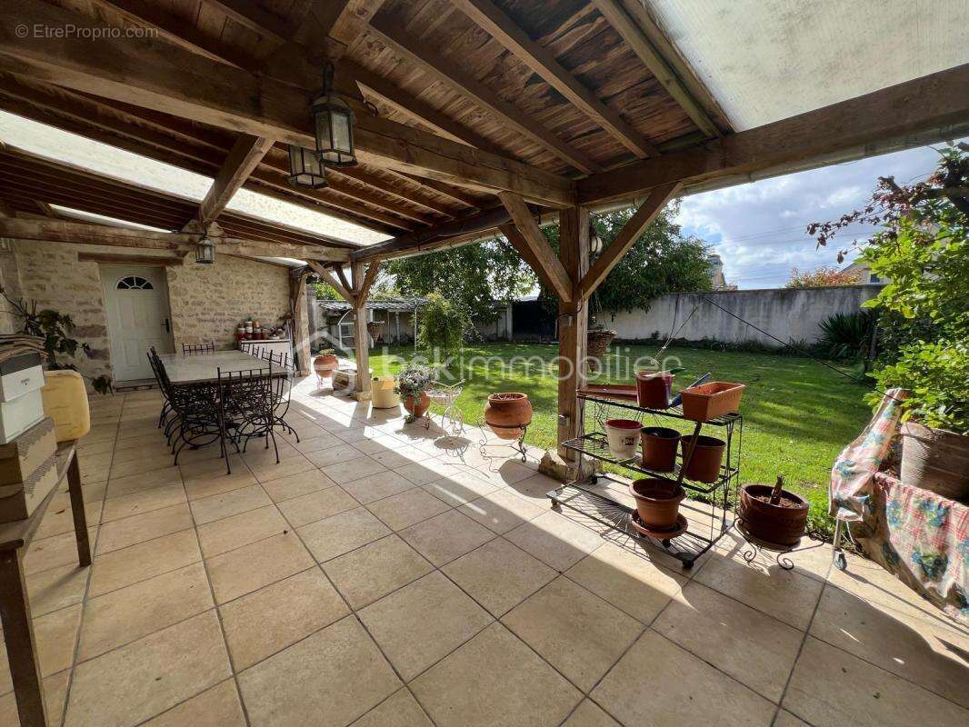 Maison à ANGERVILLE