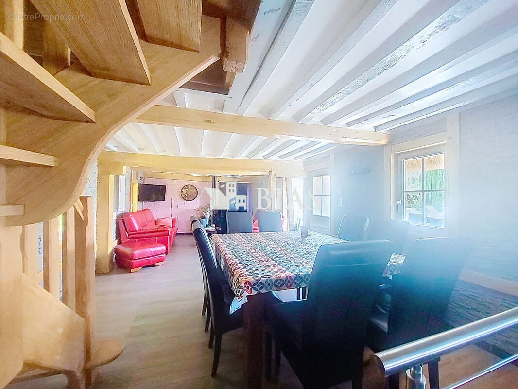 Maison 65 m² à Saint-Pierre-Des-Ifs  - photo 7