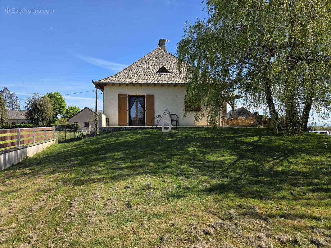 Maison à RULLAC-SAINT-CIRQ