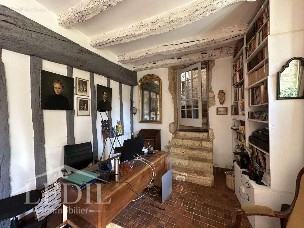 Maison à MAUVEZIN
