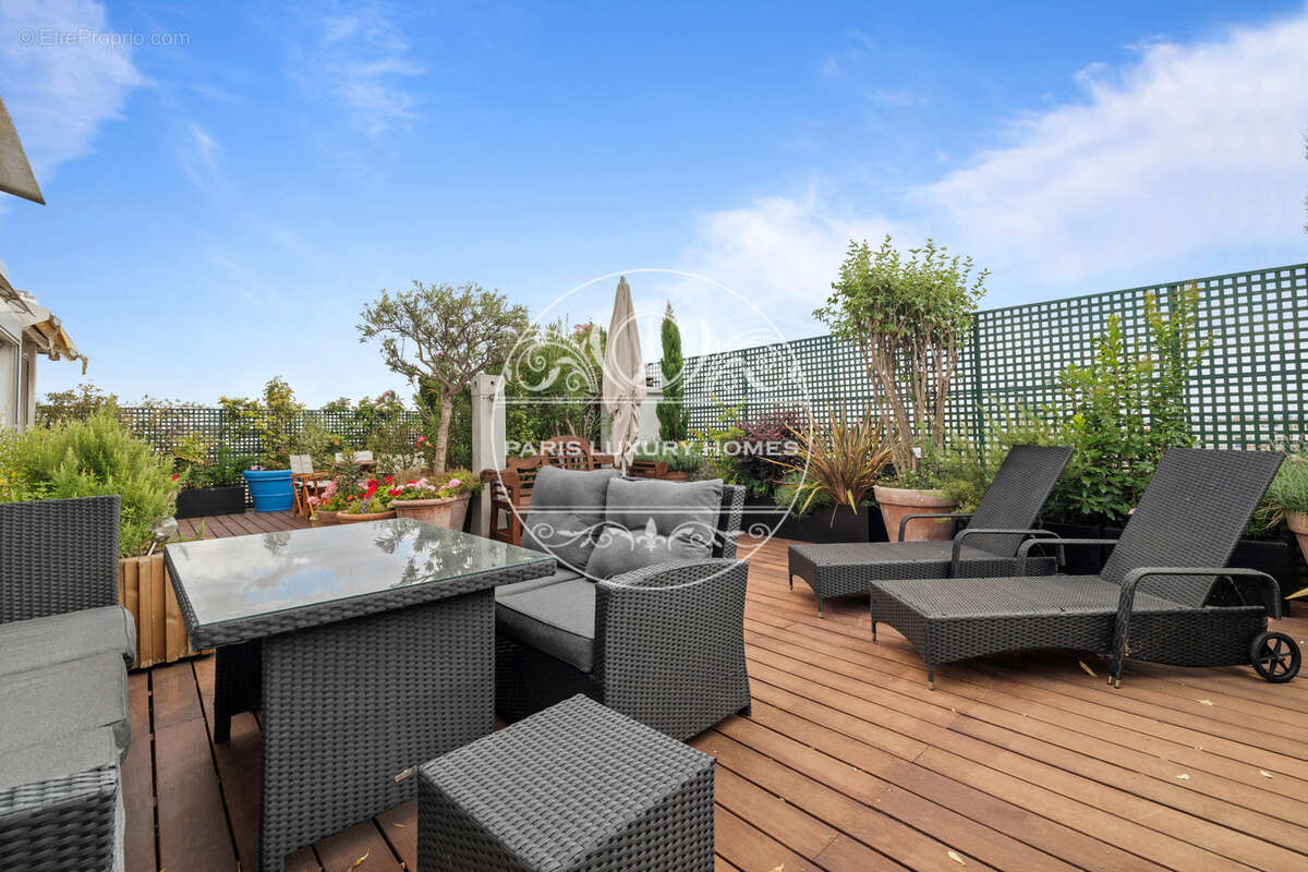 Exceptionnel penthouse avec terrasse à Paris 16ème ! - photo 9