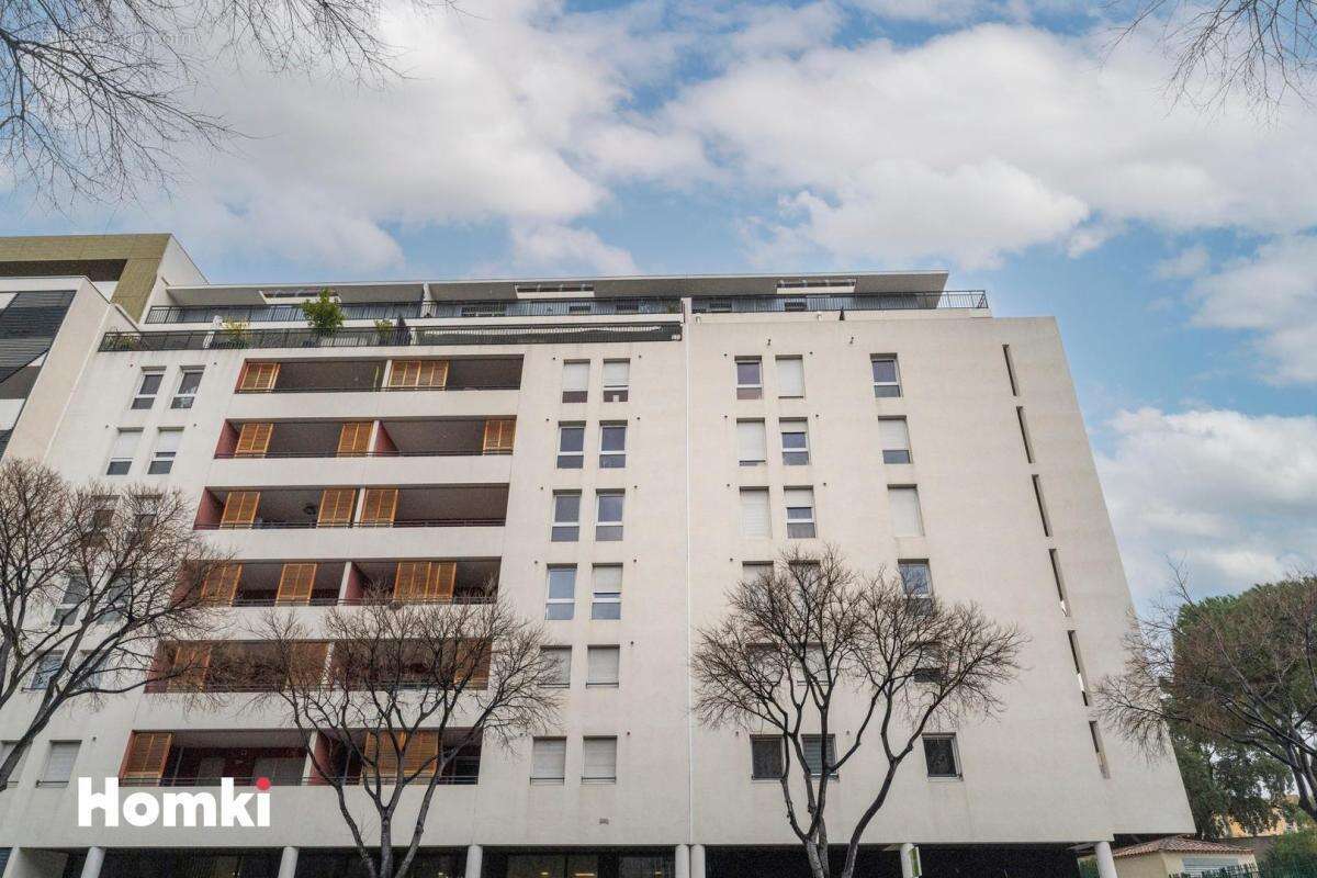 Appartement à MARSEILLE-5E