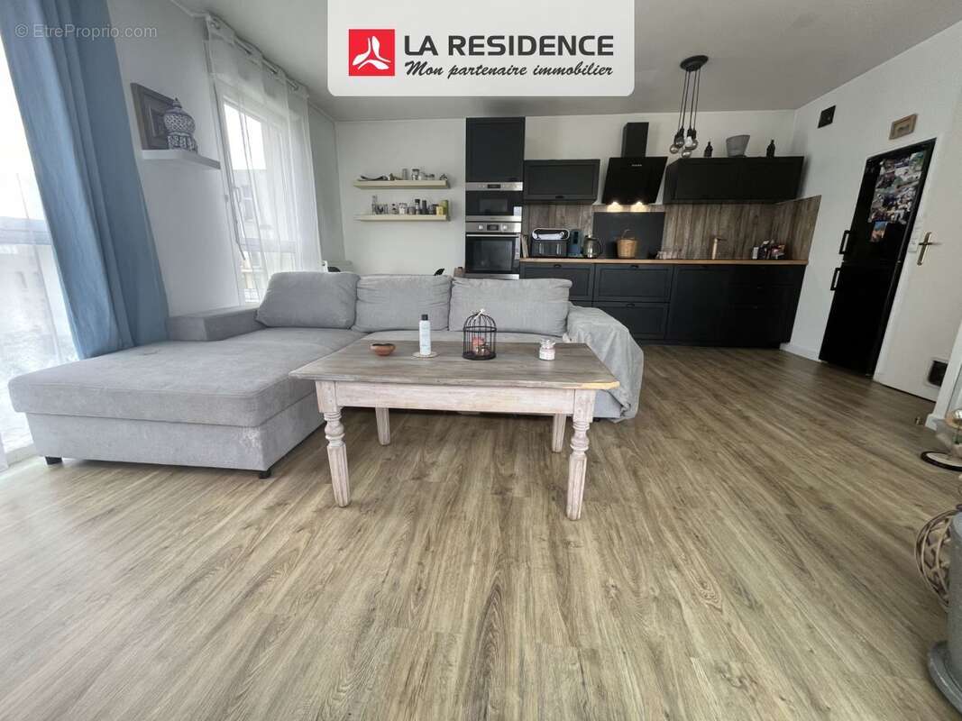 Appartement 70 m² à Cergy  - photo 6