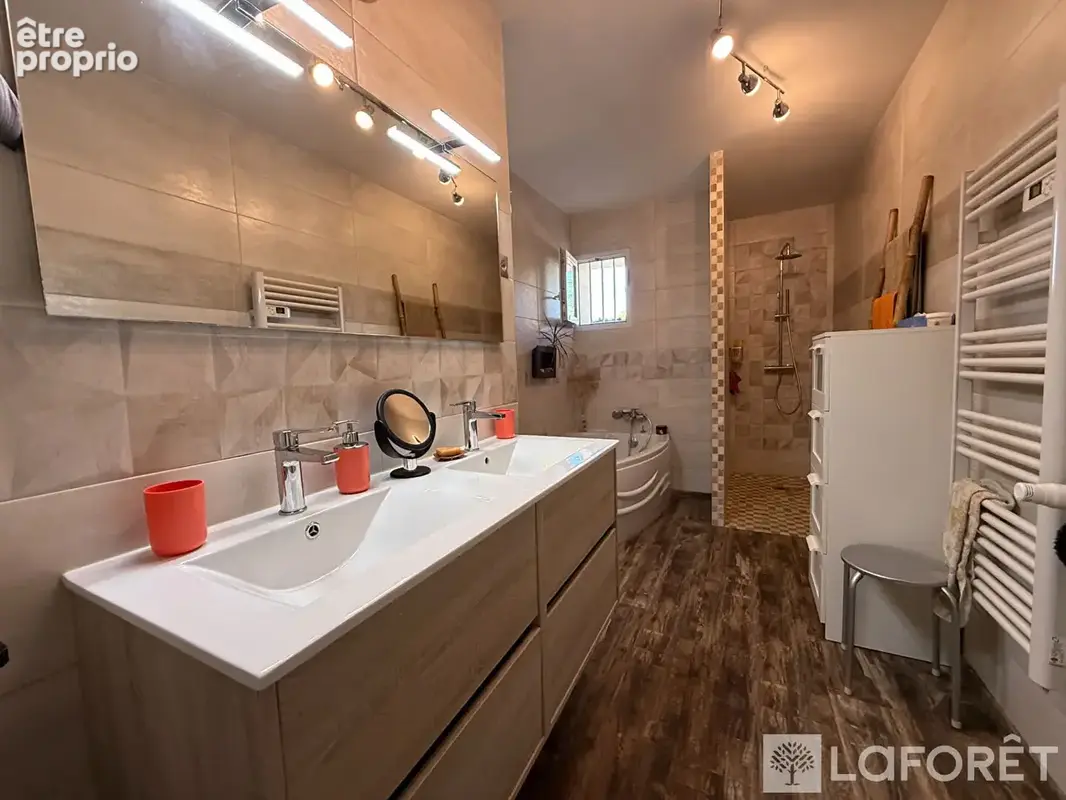 Maison familiale de plain-pied ,152 m² , 4 chambres + bureau, Pérignac - photo 8