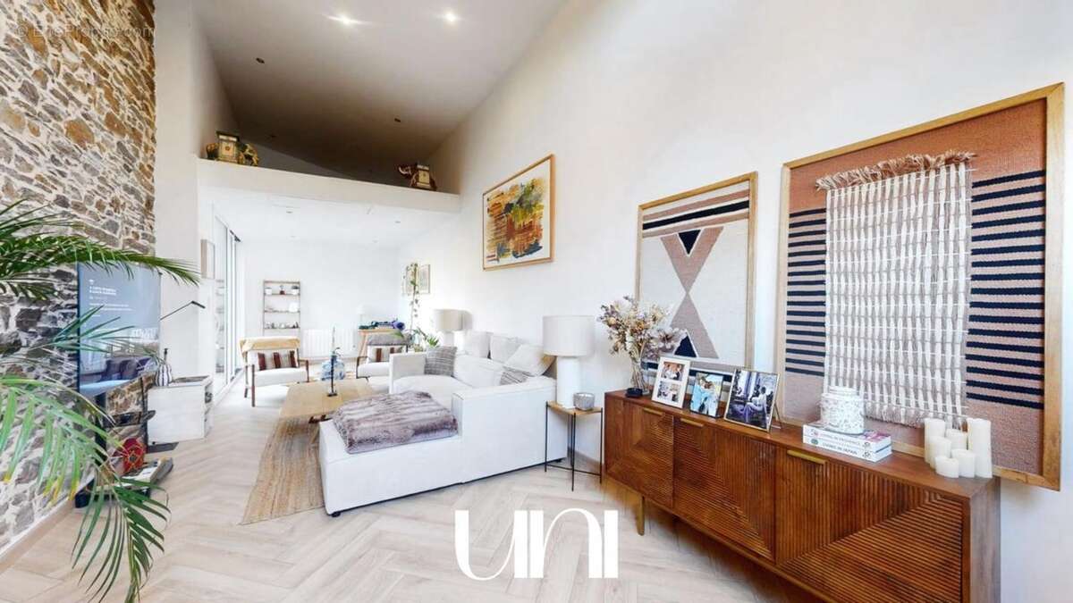 Maison à TROIS-MONTS