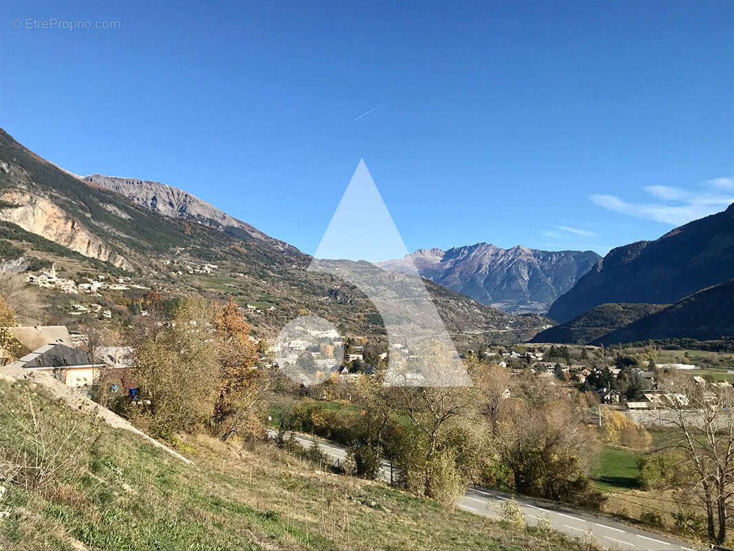 Terrain viabilisé de 1340 m² au coeur des Alpes ! - photo 3