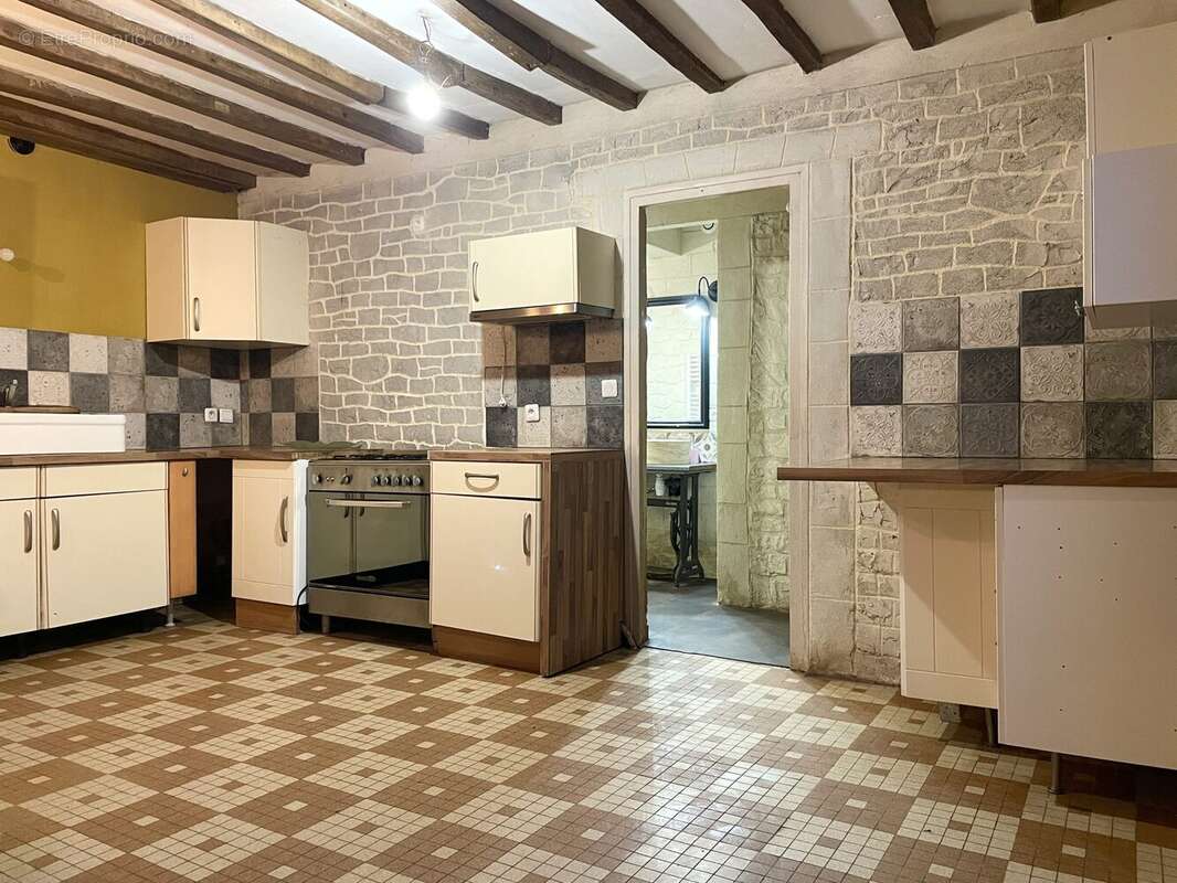 Cuisine - Maison à BONNETABLE