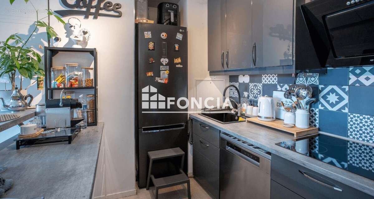 Appartement à SARTROUVILLE