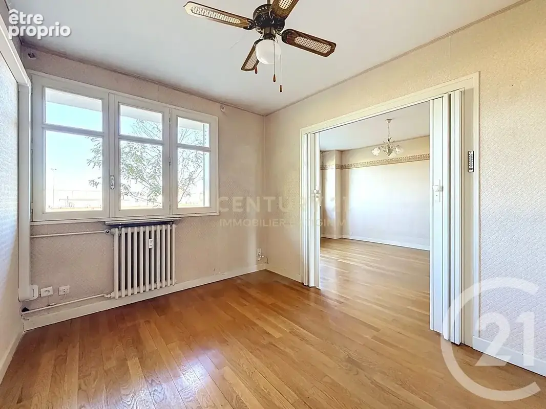 Appartement 4 pièces 71 m² à vendre à Bourgoin-Jallieu (38300) - photo 4