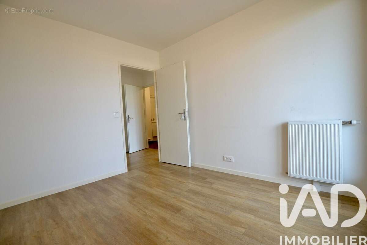 Photo 7 - Appartement à POISSY