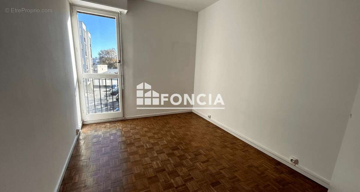 Appartement à LE BOUSCAT