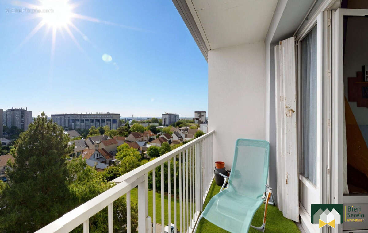 Balcon  - Appartement à LUCE