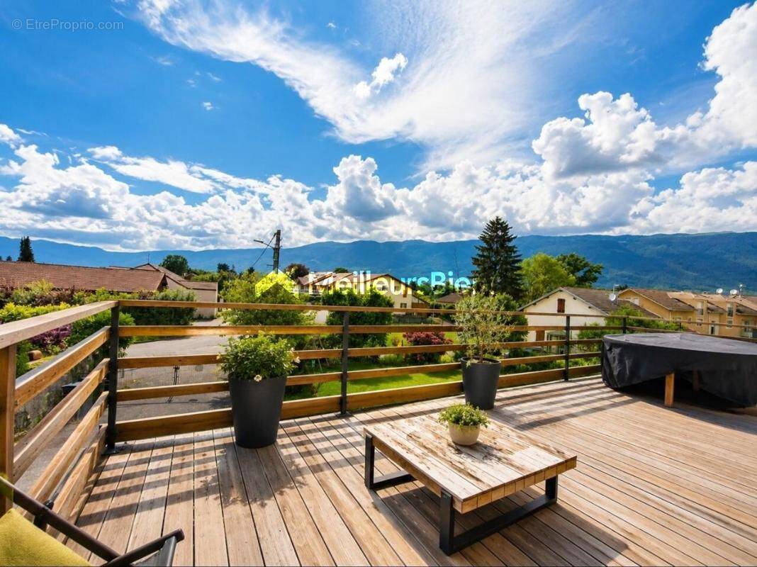 Appartement à SAINT-GENIS-POUILLY