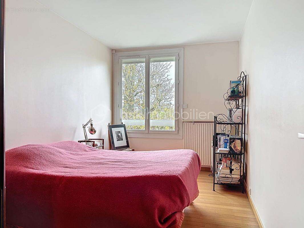 Appartement à CORBEIL-ESSONNES