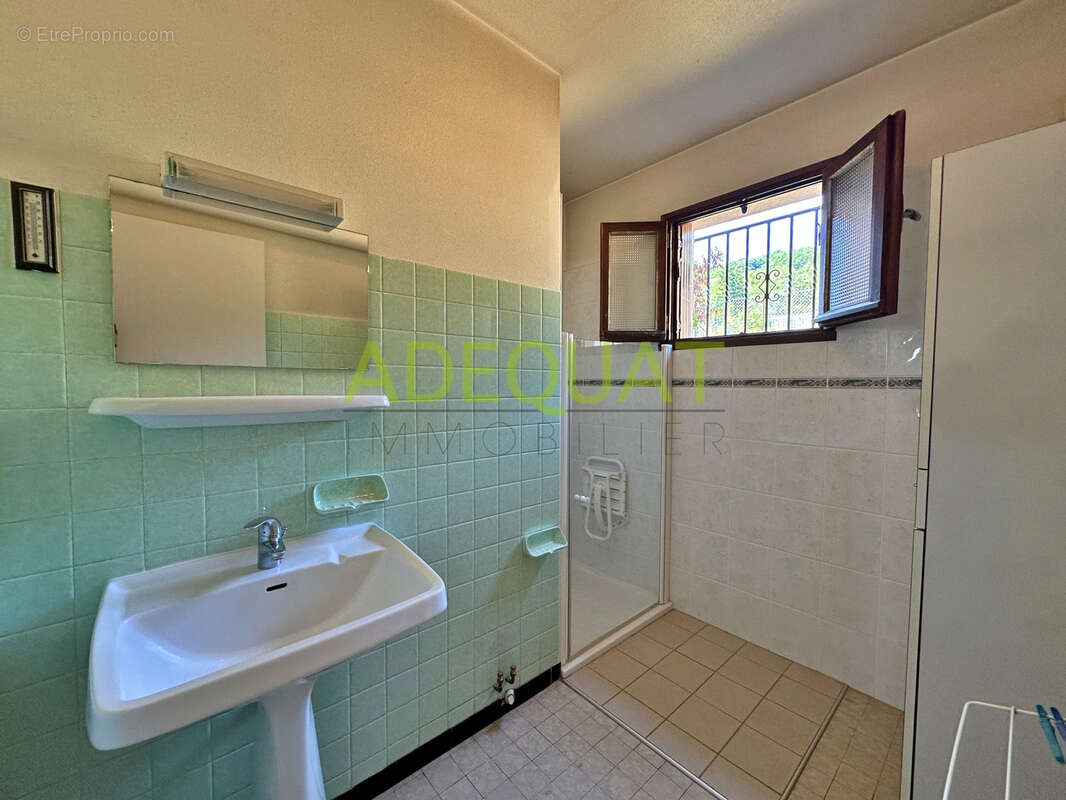 CESSIEU - Maison de 107,1m2 avec sous sol + garage - photo 9