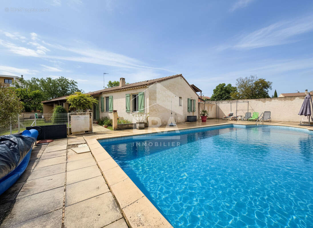 Maison à PEYROLLES-EN-PROVENCE