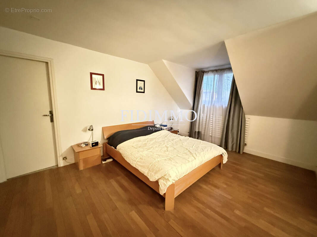 Maison à ORMESSON-SUR-MARNE