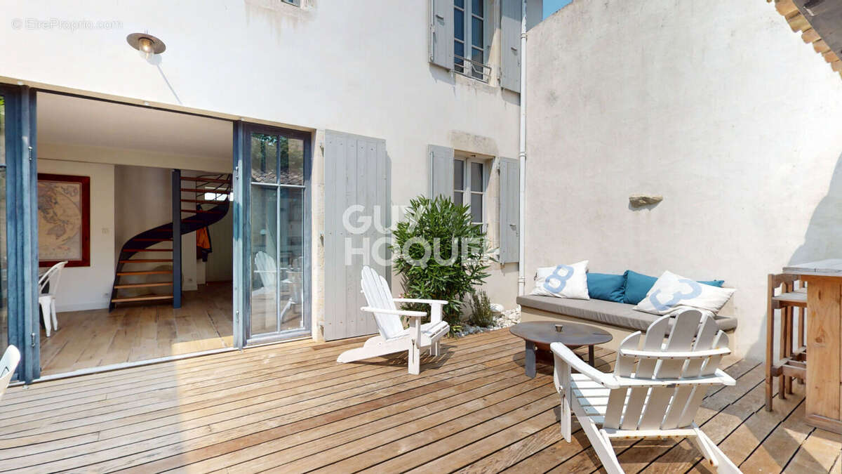 Maison à SAINTE-MARIE-DE-RE