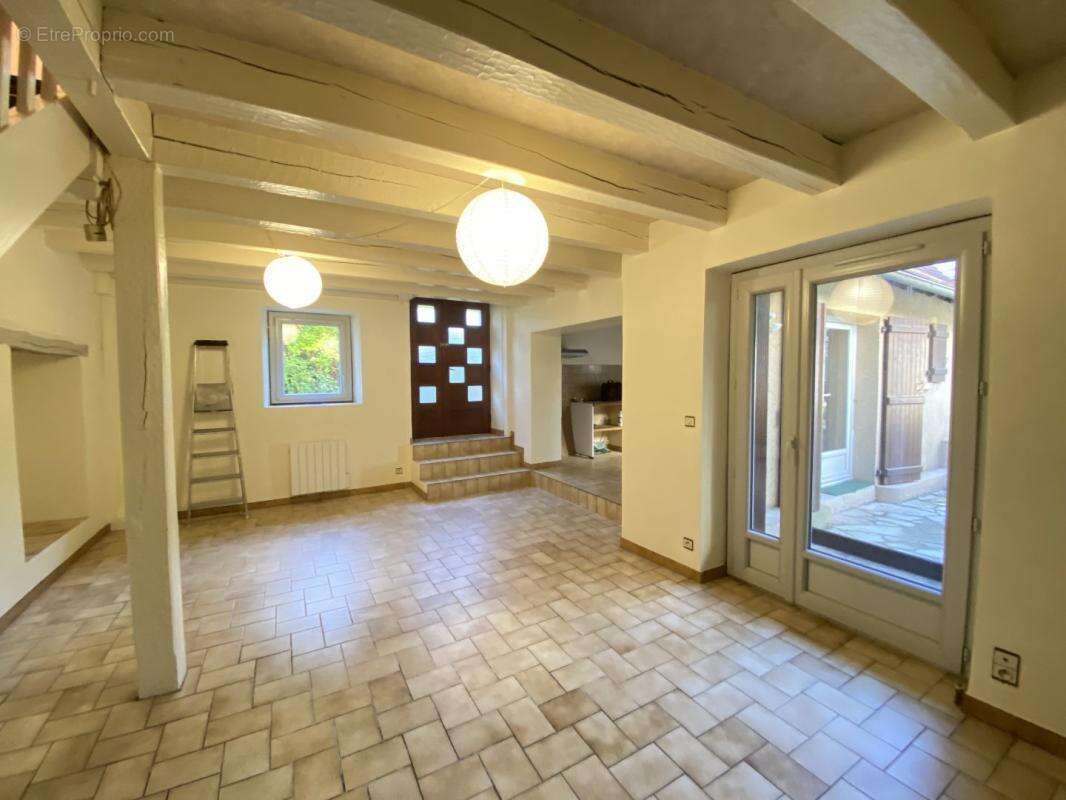 Maison à BRETENOUX